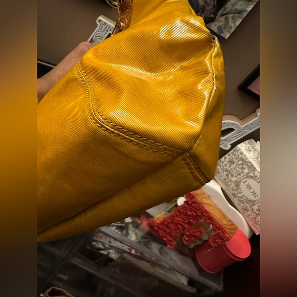 Very Preloved Tory Burch Hobo Bag - Picture 9 of 17